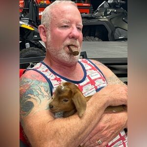 Meet your Posher, Chuck